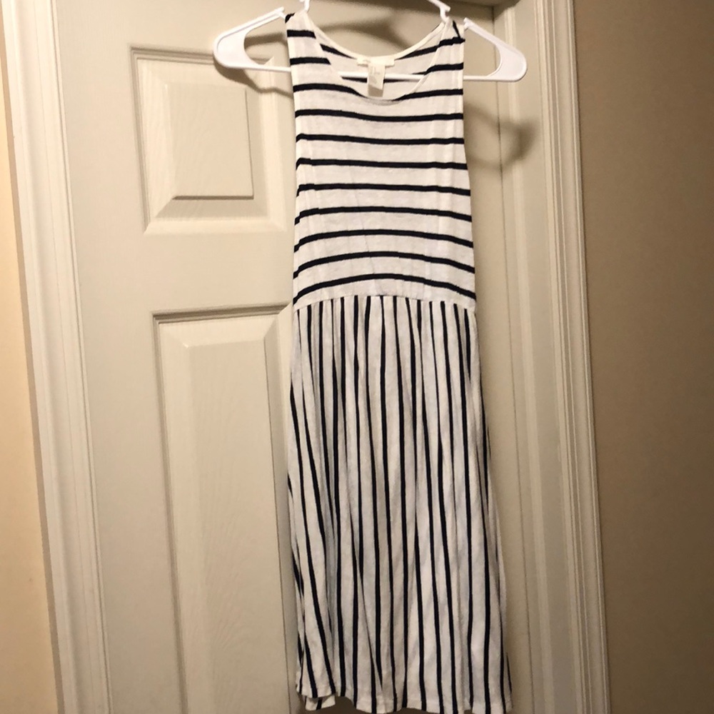 H&M Maternity, Size M